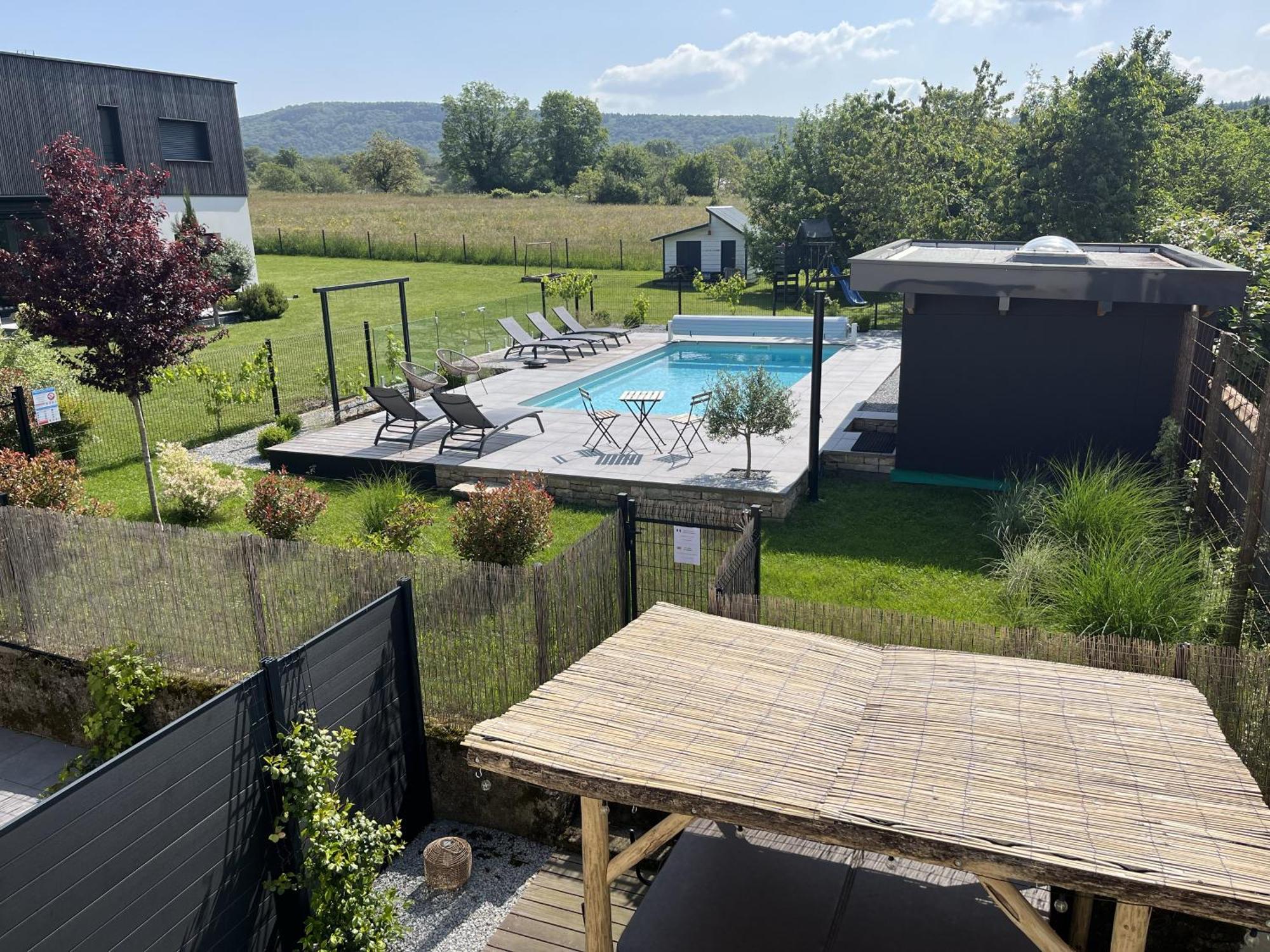 Sejour Detente - Appart'Hotel N 1 Avec Jaccuzi, Piscine Et Petit-Dejeuner Chouzelot Dış mekan fotoğraf